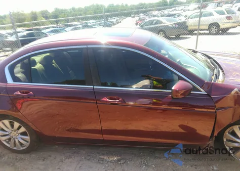 2011 Honda Accord 2.4 Ex-L from USA, damaged, VIN 1HGCP2F82BA098898